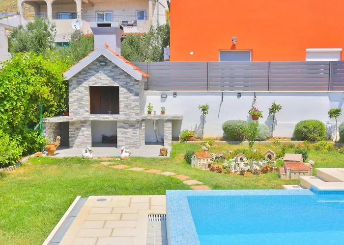 Rita With Pool Villa Kaštela