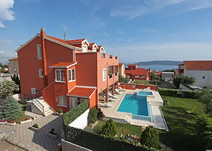 Villa Rita With Pool Kaštela